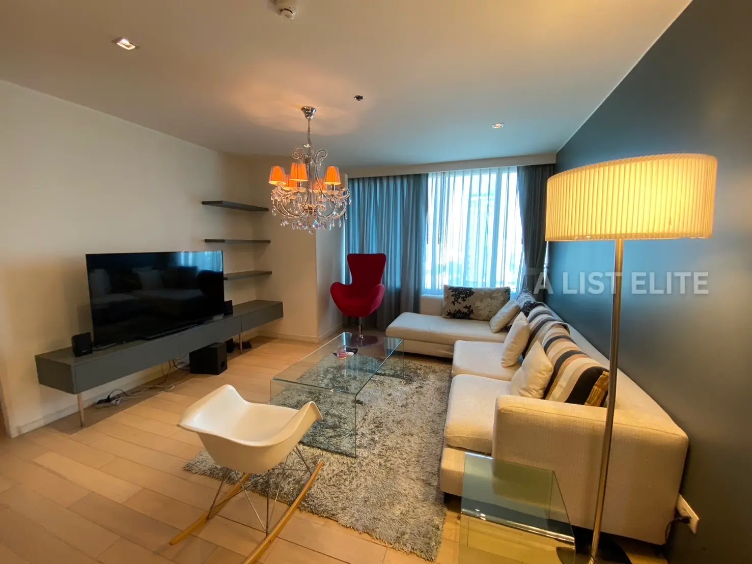 Eight Thonglor Residence