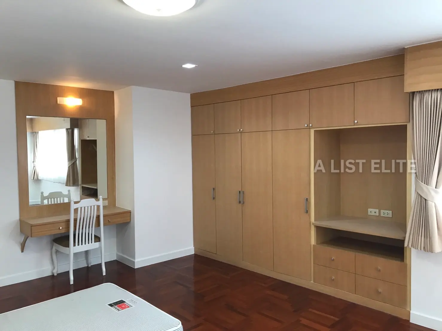 Regent on the Park 3 รีเจ้นท์ ออน เดอะปาร์ค 3