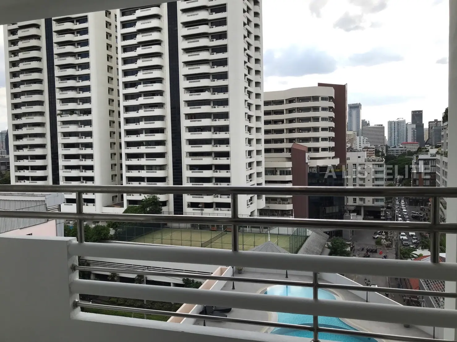 Regent on the Park 3 รีเจ้นท์ ออน เดอะปาร์ค 3