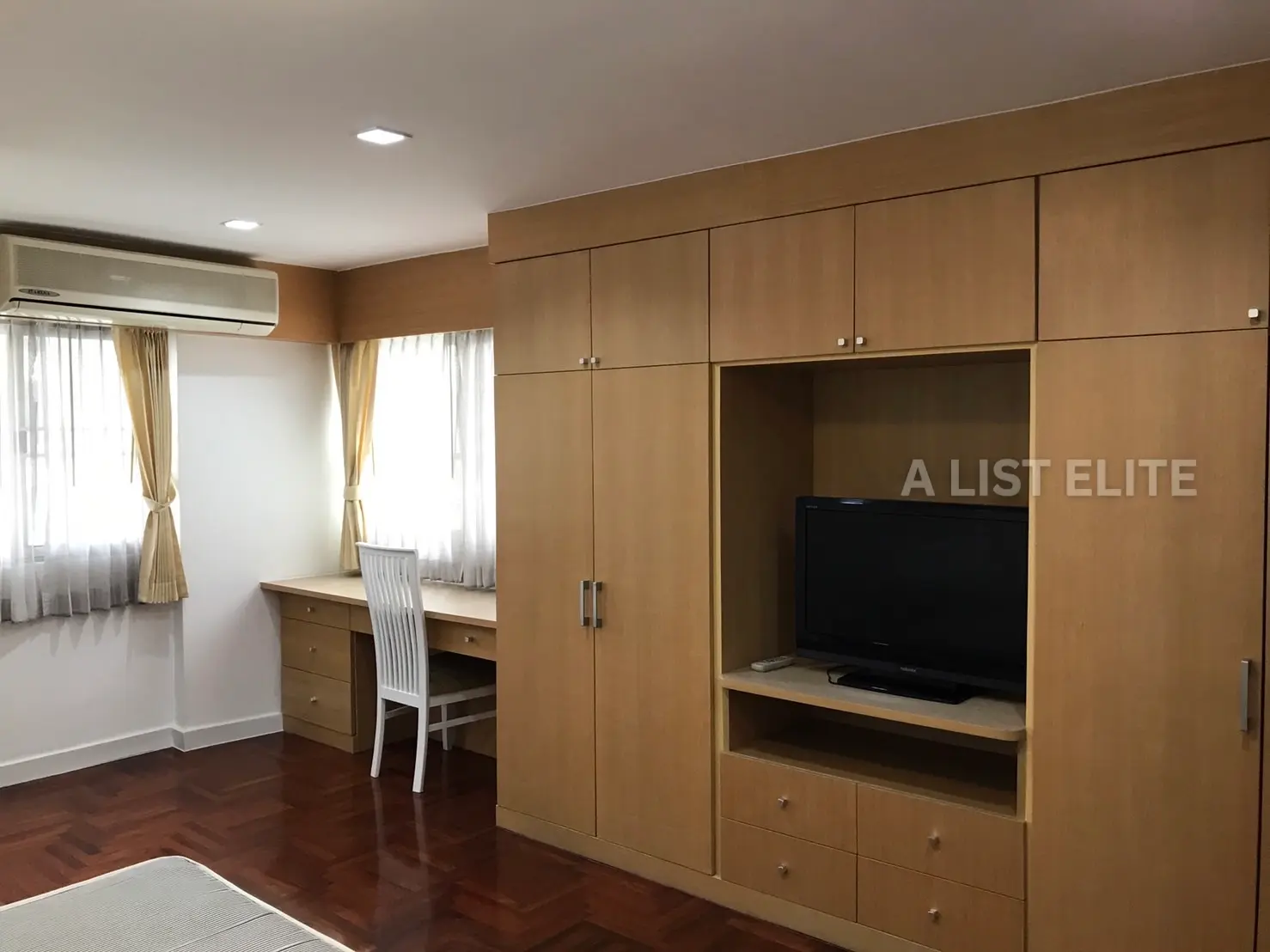 Regent on the Park 3 รีเจ้นท์ ออน เดอะปาร์ค 3