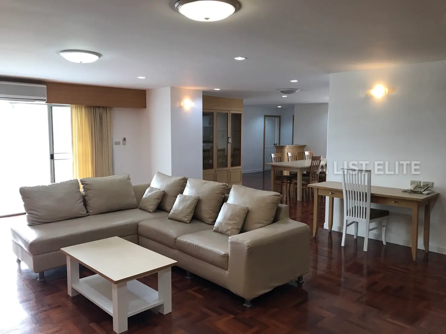 Regent on the Park 3 รีเจ้นท์ ออน เดอะปาร์ค 3