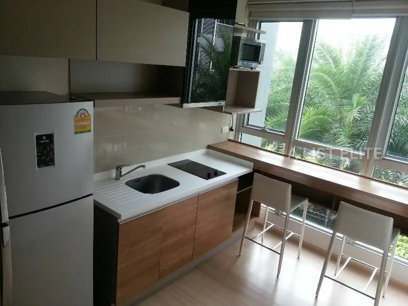 rhythm sukhumvit 50