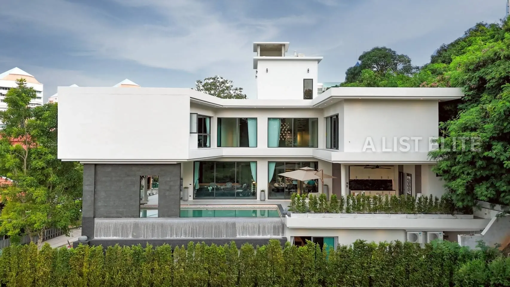 Luxury Ava House Pattaya