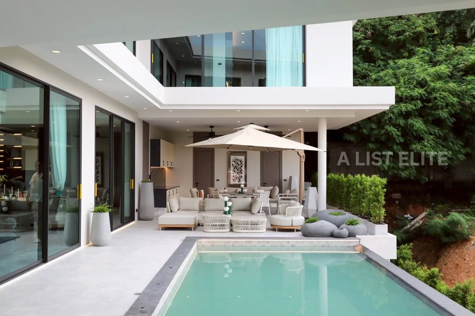 Luxury Ava House Pattaya