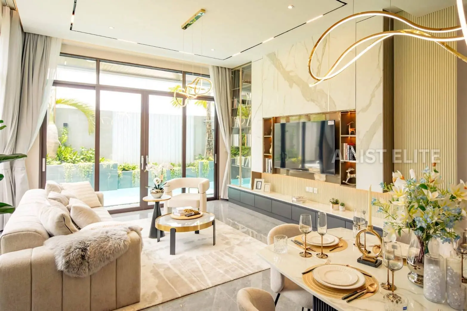 Luxury Pool Villa Pattaya