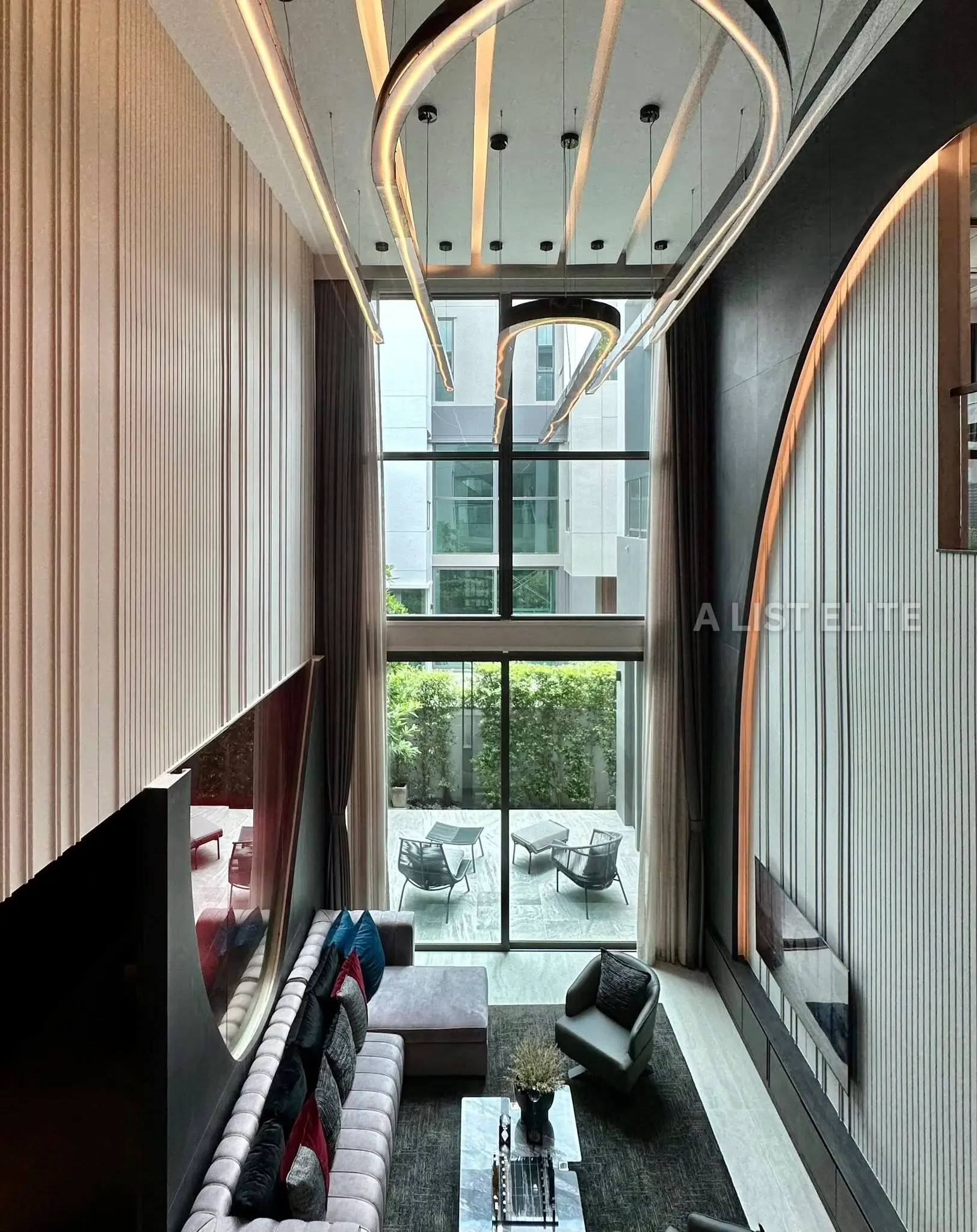 The Gentry Phatthanakan 2 เดอะ เจนทริ พัฒนาการ 2