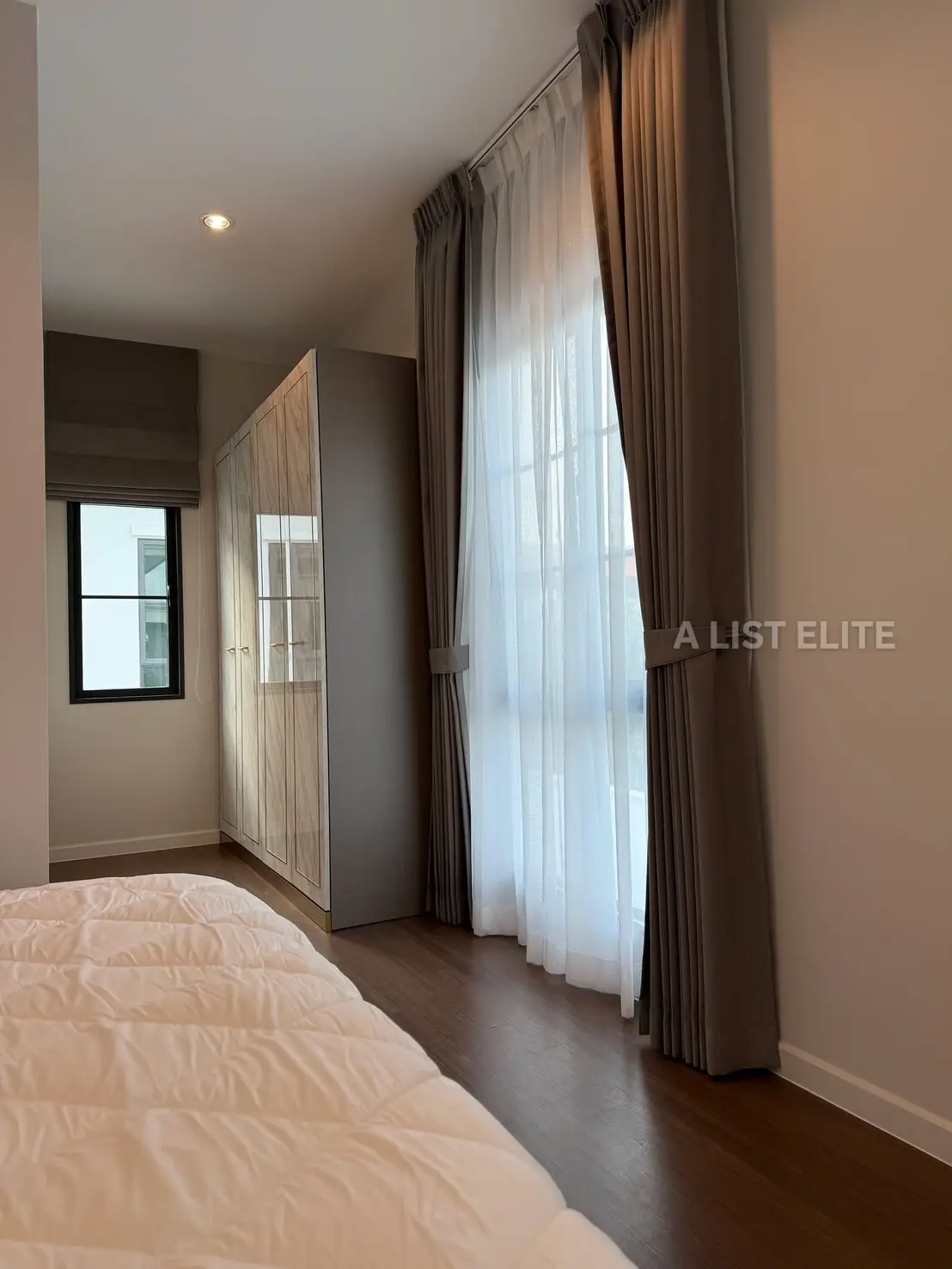 เศรษฐสิริ บางนา กม.10