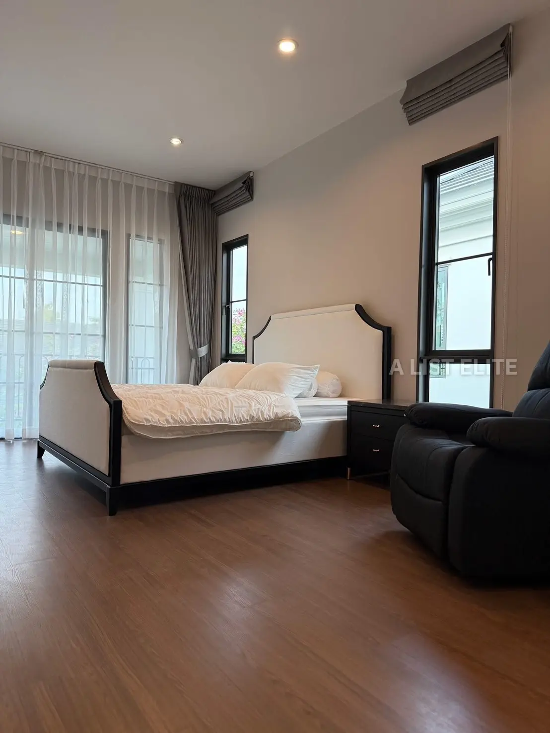 เศรษฐสิริ บางนา กม.10