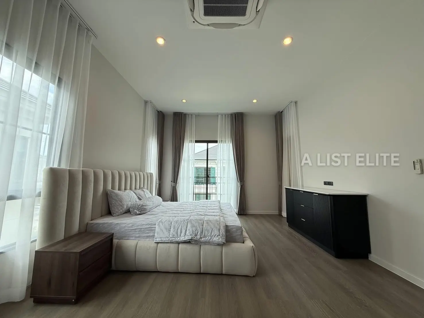 Setthasiri Bangna KM.10 เศรษฐสิริ บางนา กม.10