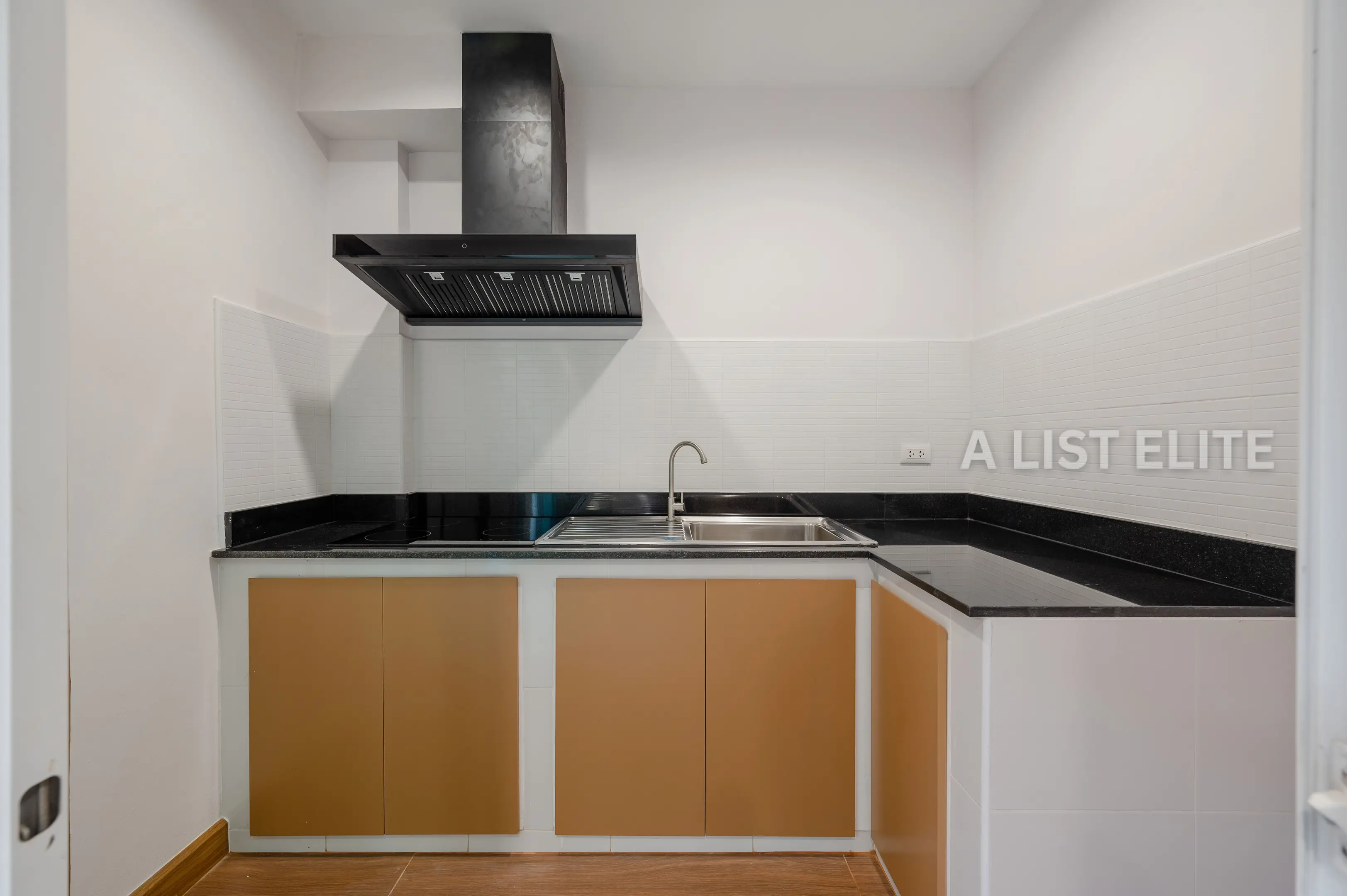 Townhome at Onyx Nakniwas 48