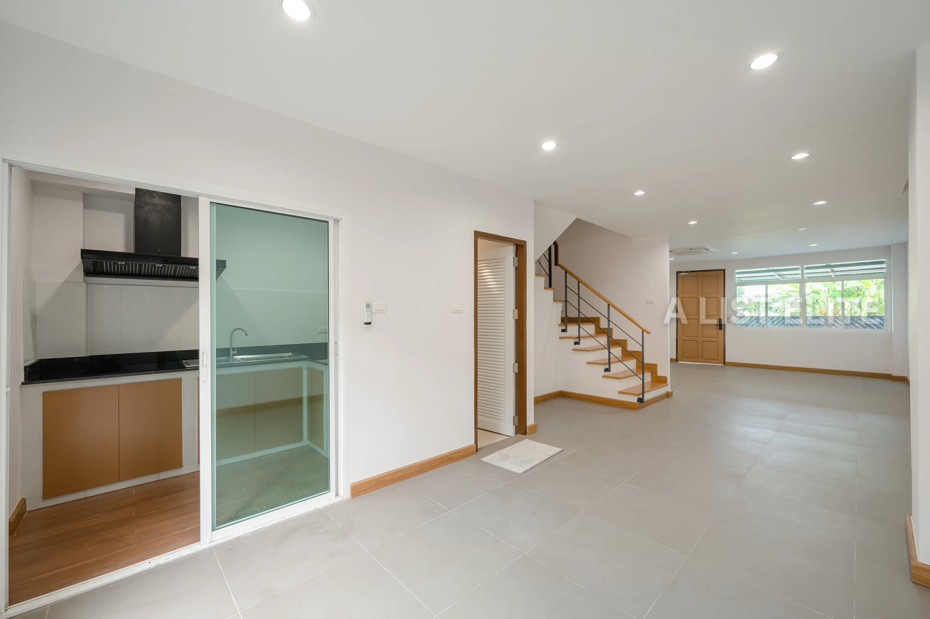 Townhome at Onyx Nakniwas 48