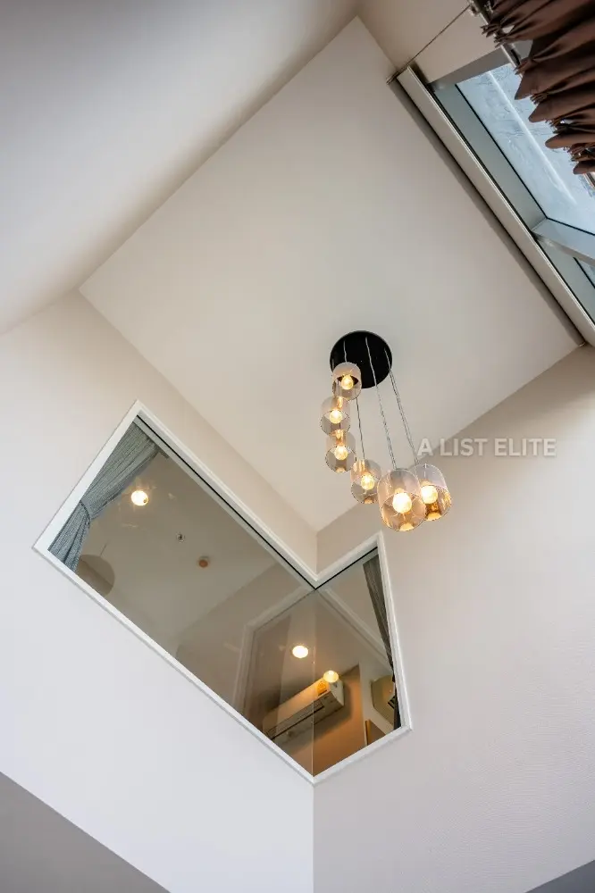The Crest Sukhumvit 24 เดอะเครสท์ สุขุมวิท 24
