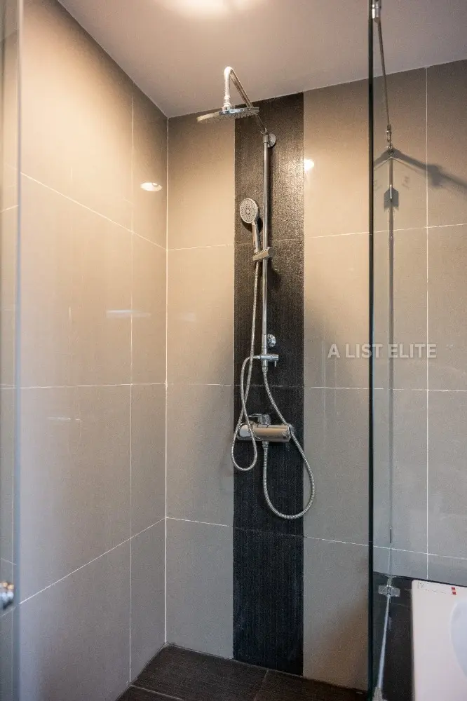 The Crest Sukhumvit 24 เดอะเครสท์ สุขุมวิท 24