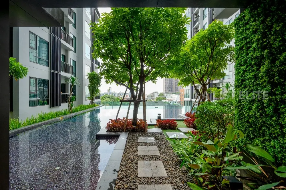 Rhythm Sukhumvit 36–38