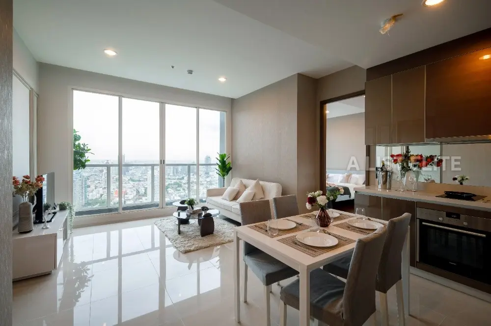 Menam Residences