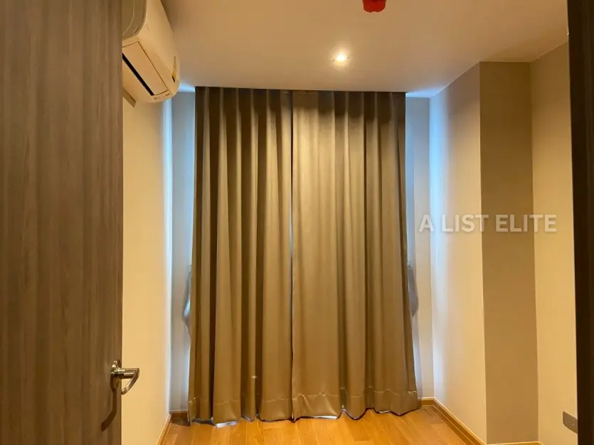 Altitude Samyan-Silom อัลติจูด สามย่าน-สีลม
