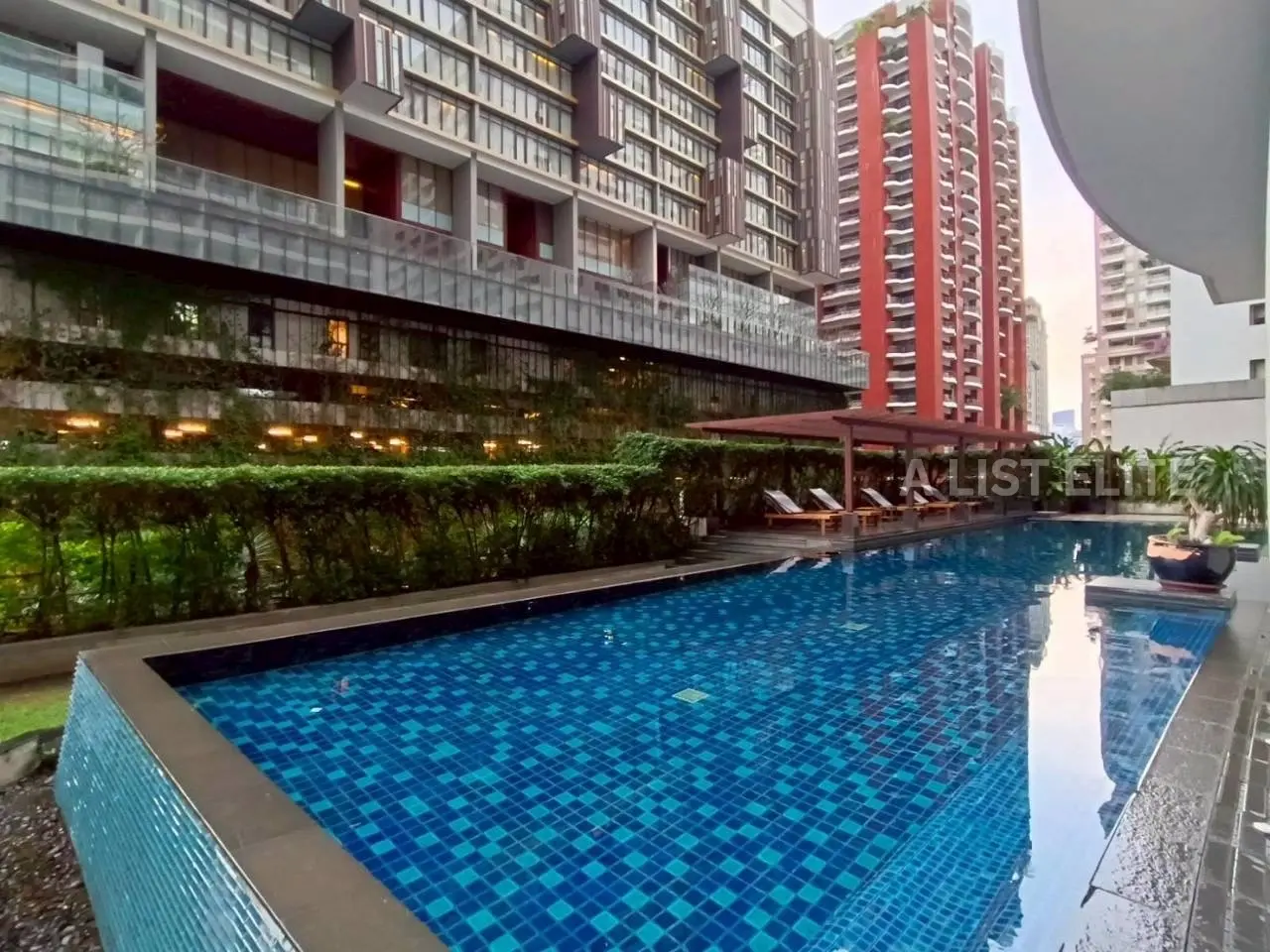 Rajdamri Condo