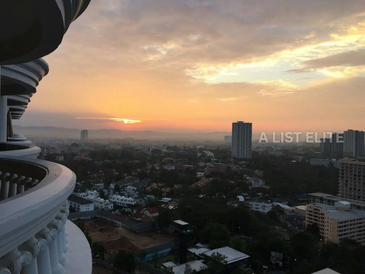 Park Beach Condominium Pattaya