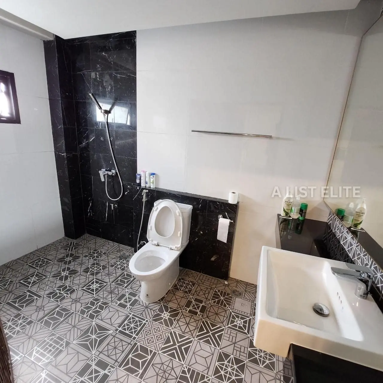 SINGLE HOUSE BANG CHACK