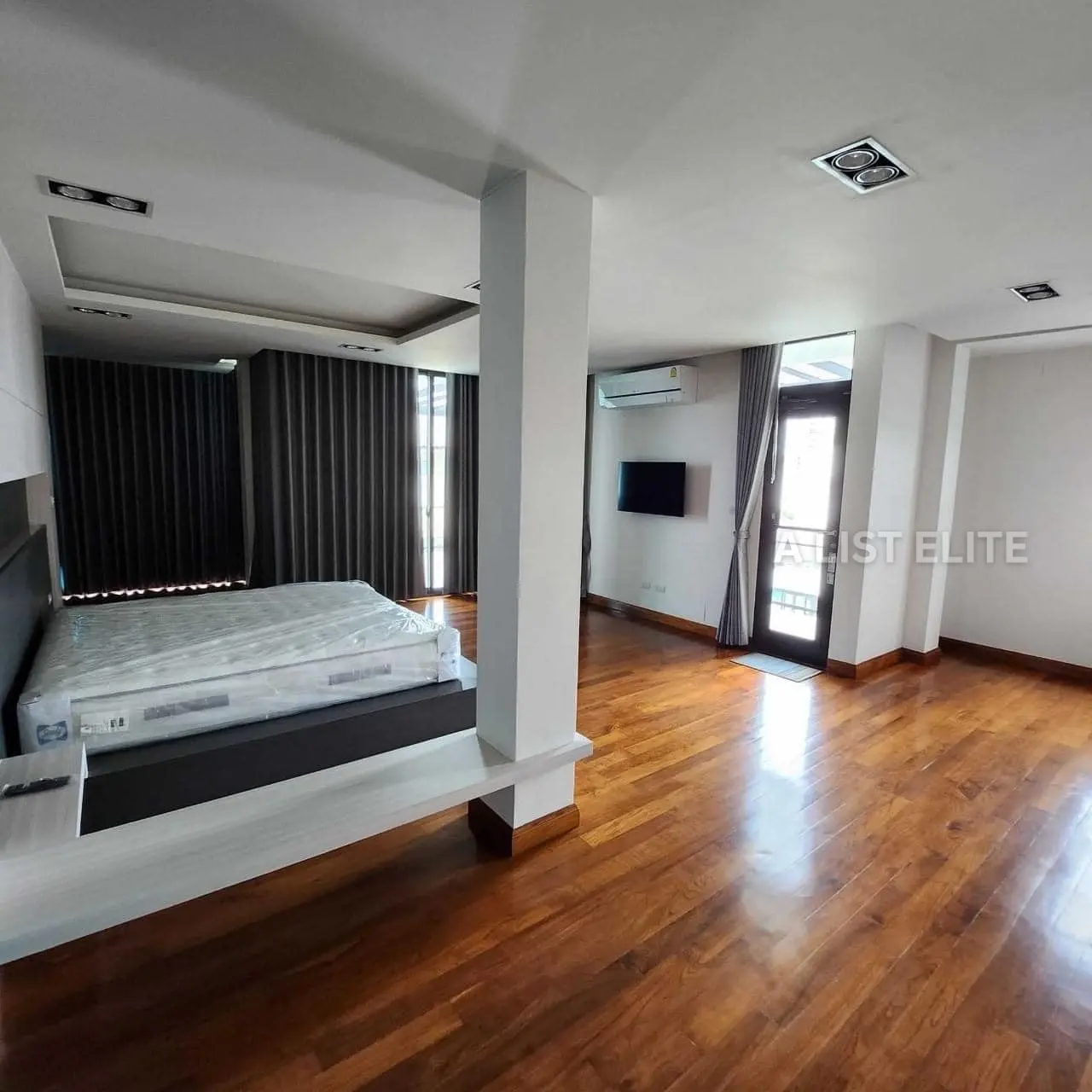 SINGLE HOUSE BANG CHACK