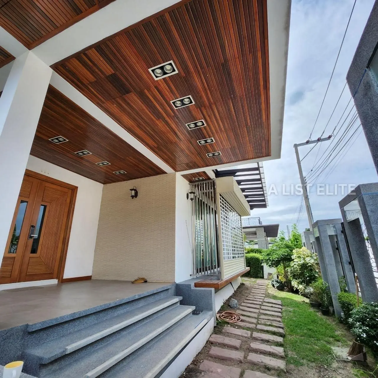SINGLE HOUSE BANG CHACK