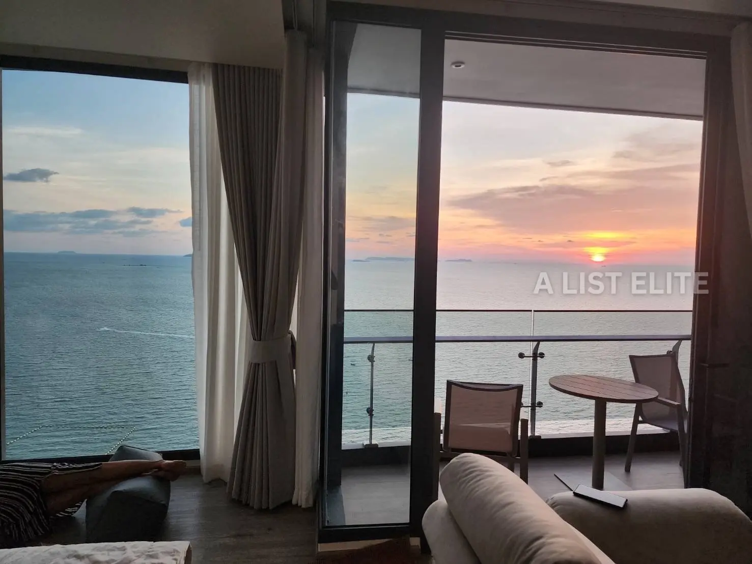 Arom Wongamat Pattaya