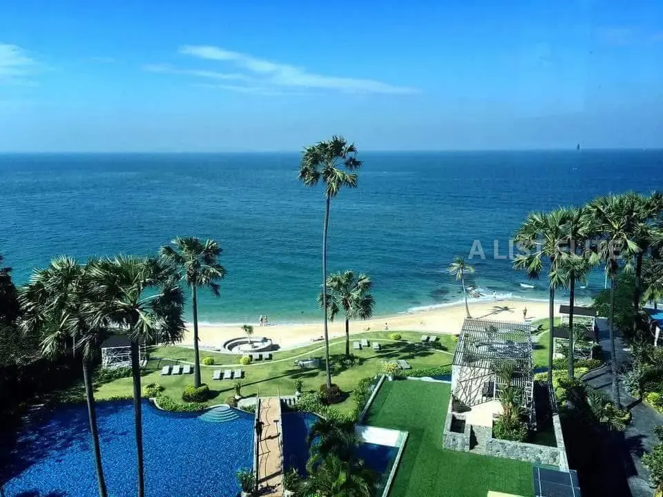 The Palm Wongamat Beach