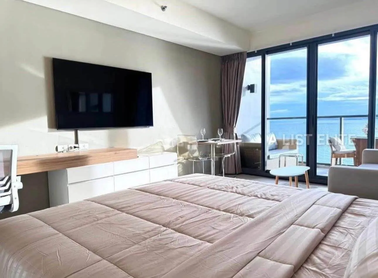 Zire Wongamat Pattaya