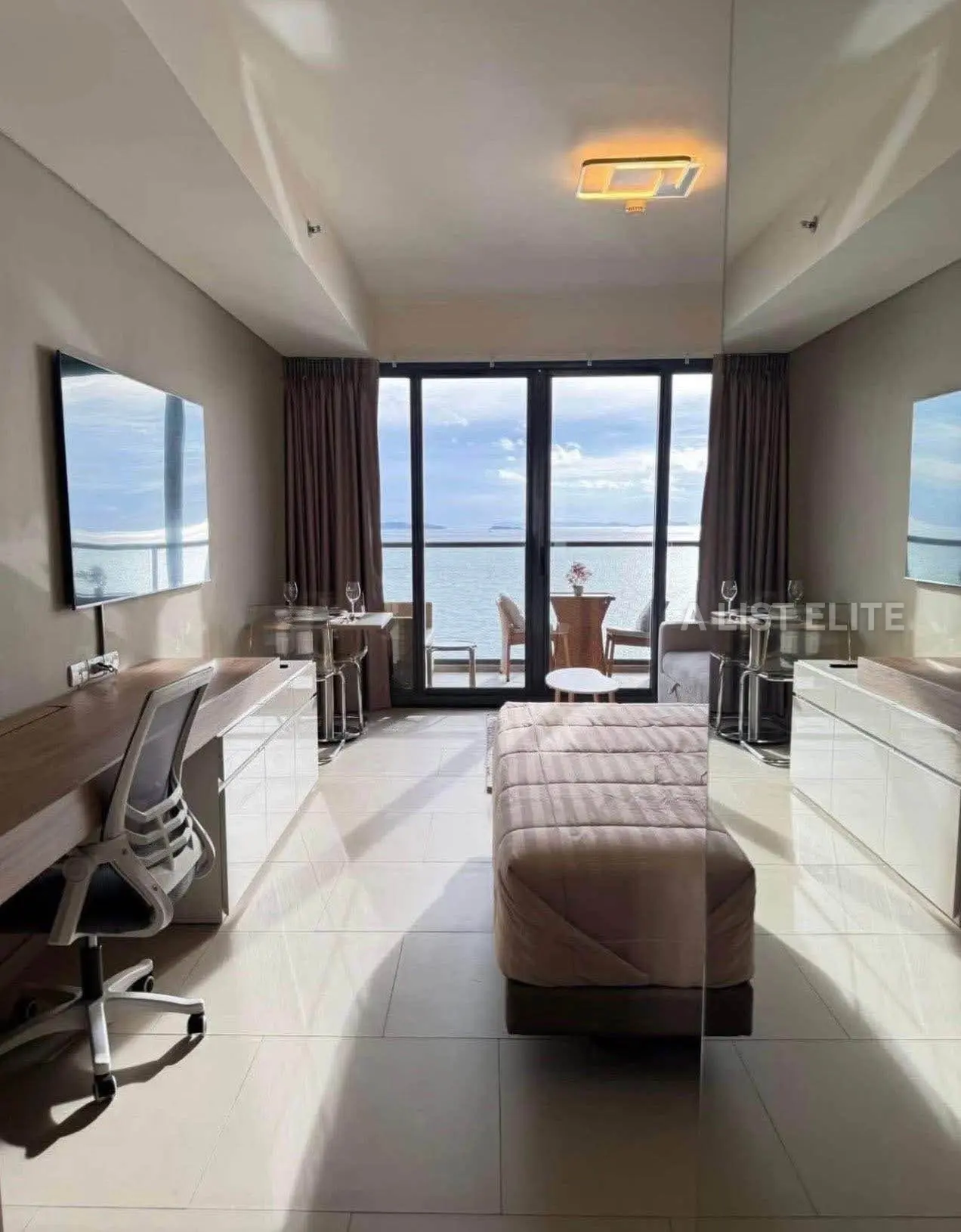 Zire Wongamat Pattaya