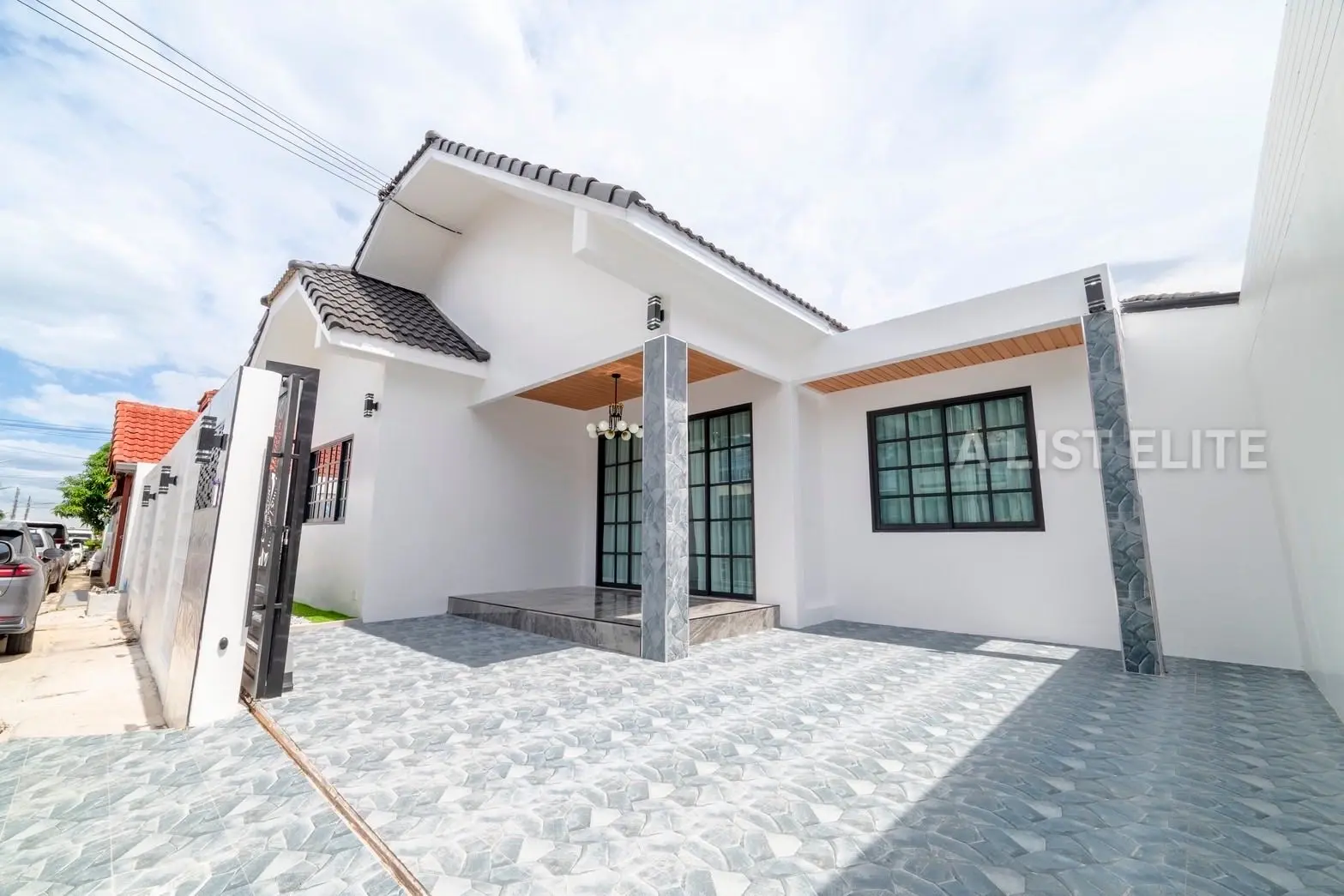 บ้านเดี่ยวชั้นเดียวสไตล์ลักชัวรี่ – เขาน้อย พัทยา