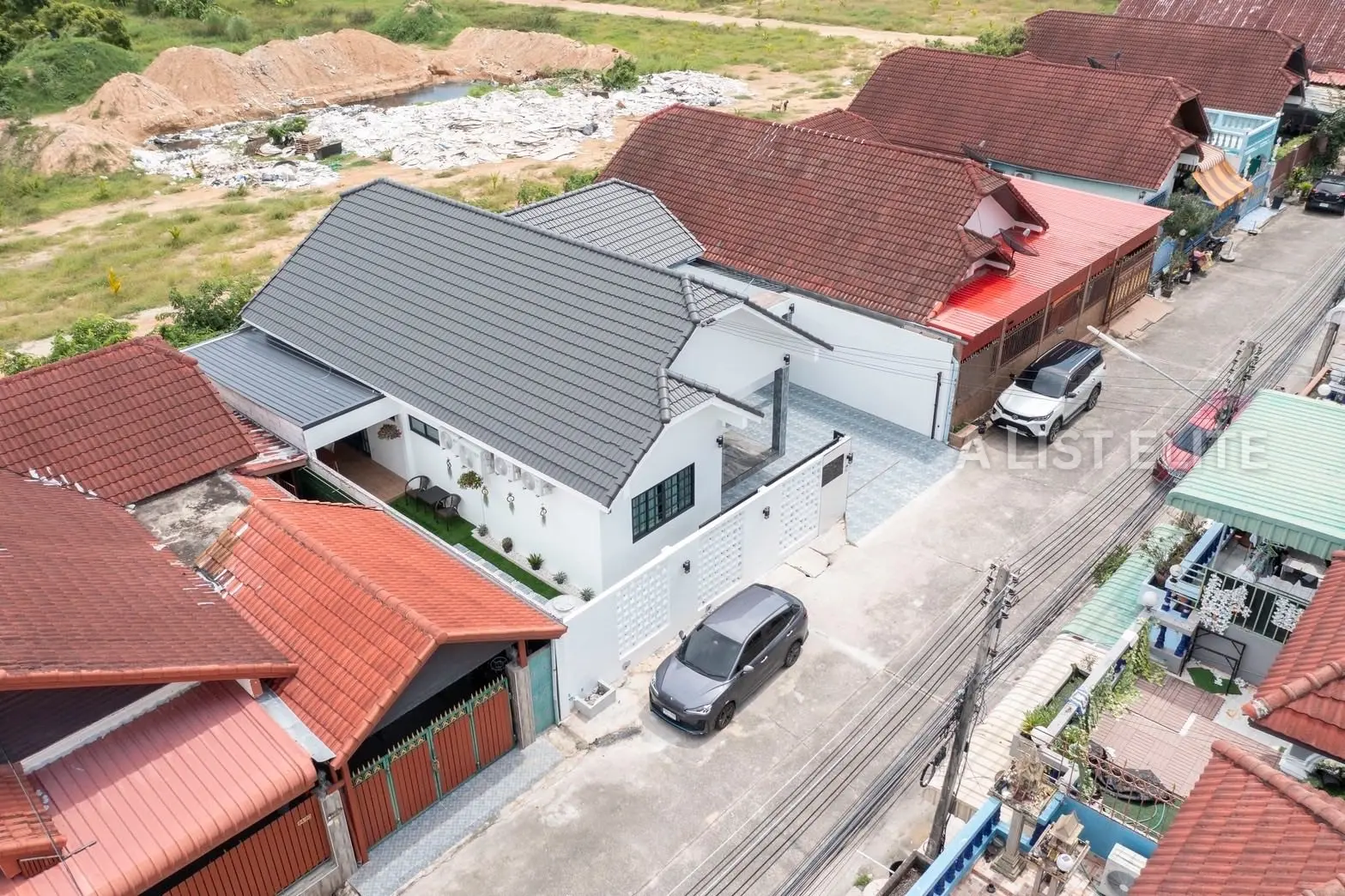 บ้านเดี่ยวชั้นเดียวสไตล์ลักชัวรี่ – เขาน้อย พัทยา