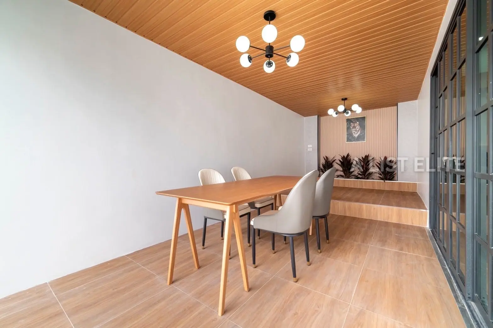 บ้านเดี่ยวชั้นเดียวสไตล์ลักชัวรี่ – เขาน้อย พัทยา