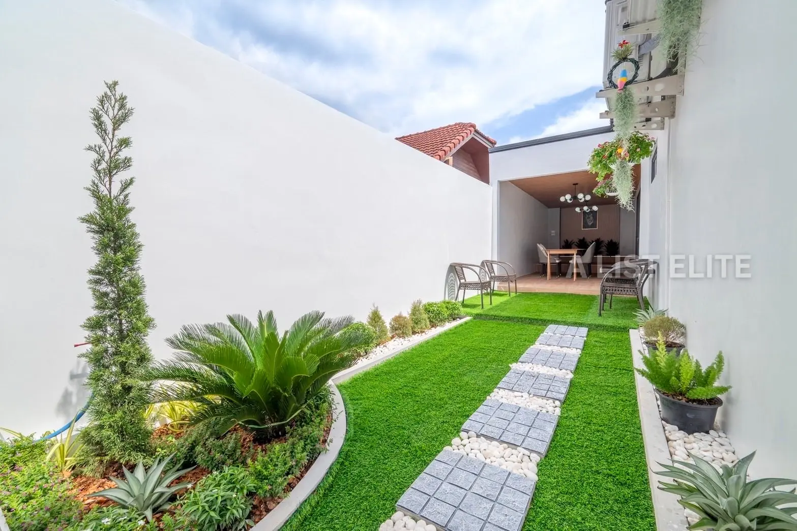 บ้านเดี่ยวชั้นเดียวสไตล์ลักชัวรี่ – เขาน้อย พัทยา