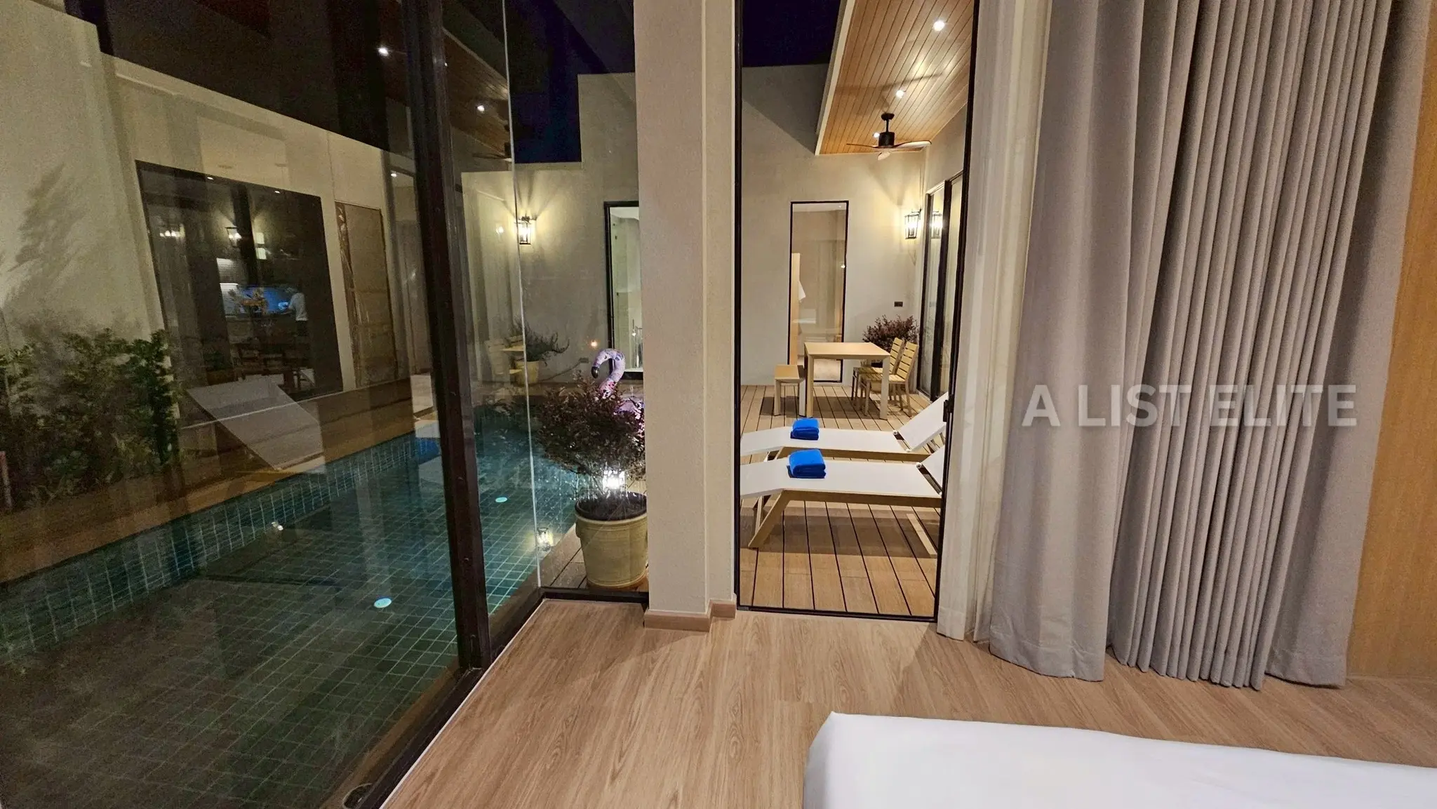 วิลล่าสระว่ายน้ำ 8 หลัง + ร้านอาหาร 1 ยูนิต ทำเลพัทยา–นาเกลือ