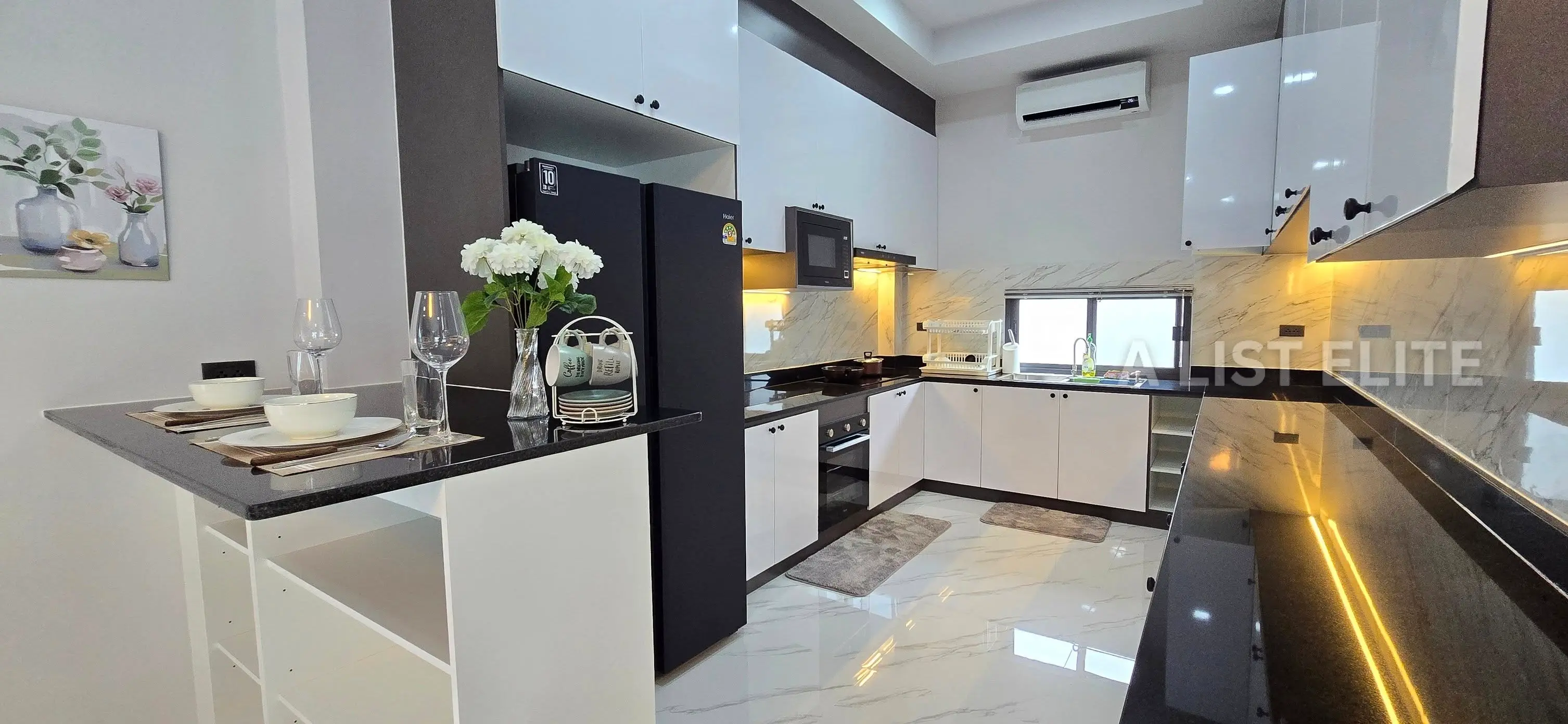 4 Bedroom 4 Bathroom Pool Villa near Mabprachan Lake, Pattaya