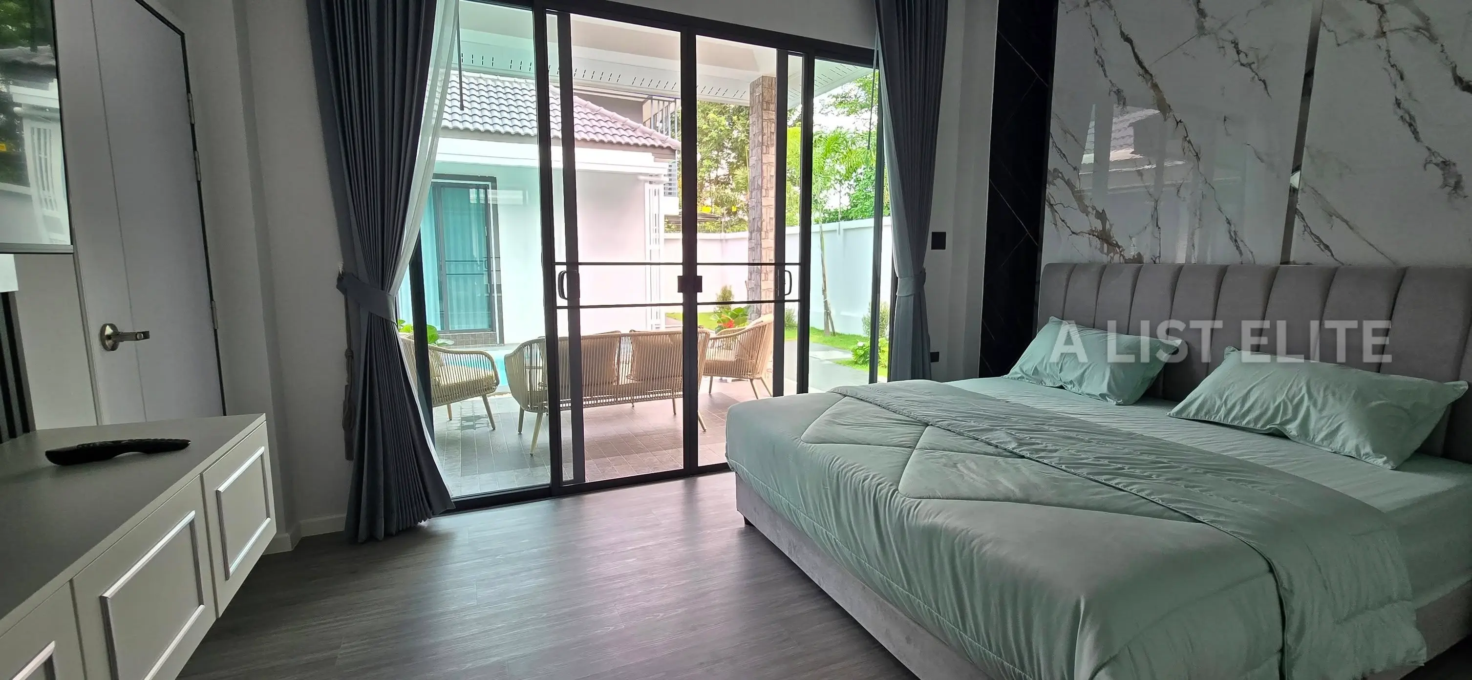 4 Bedroom 4 Bathroom Pool Villa near Mabprachan Lake, Pattaya