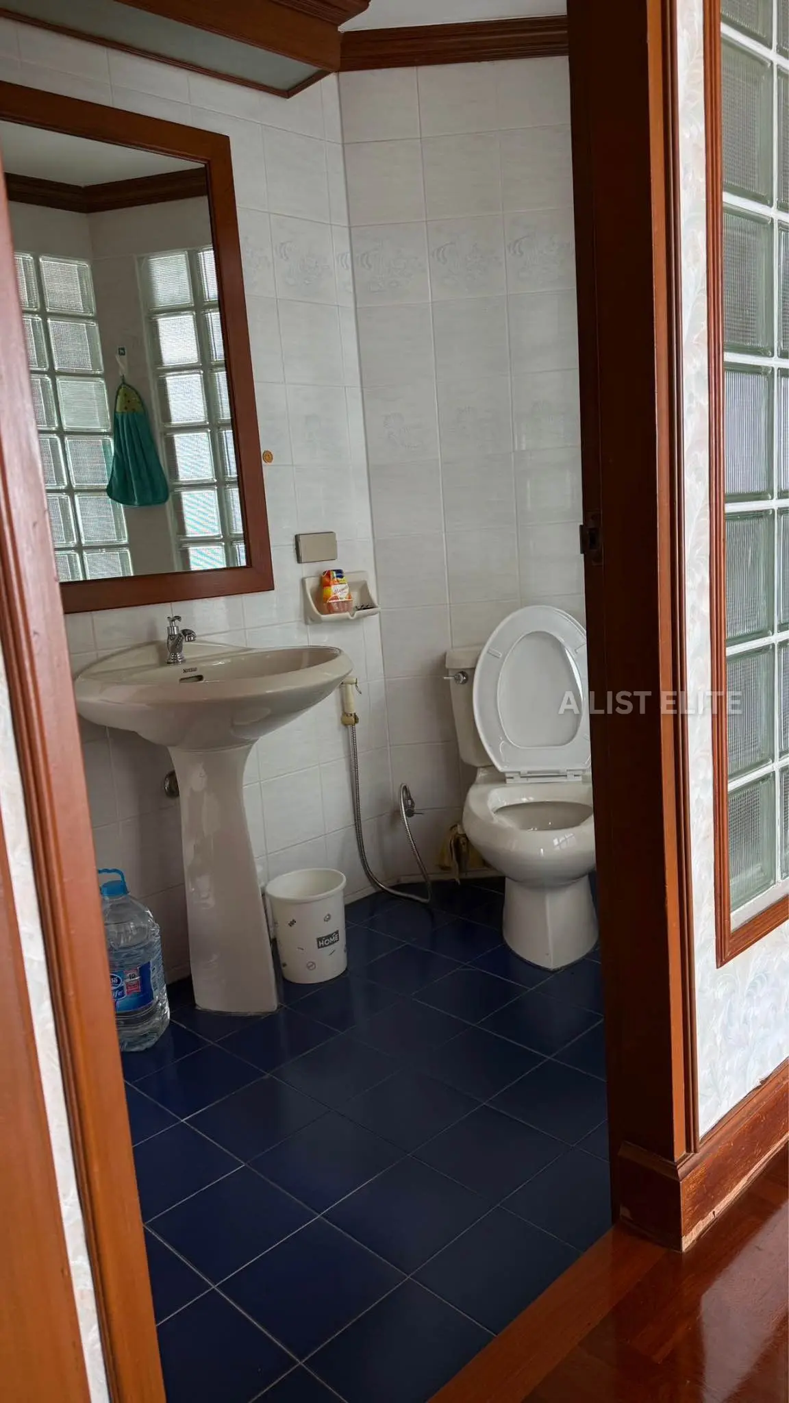 Silver Beach Condominium ซิลเวอร์ บีช คอนโดมิเนียม