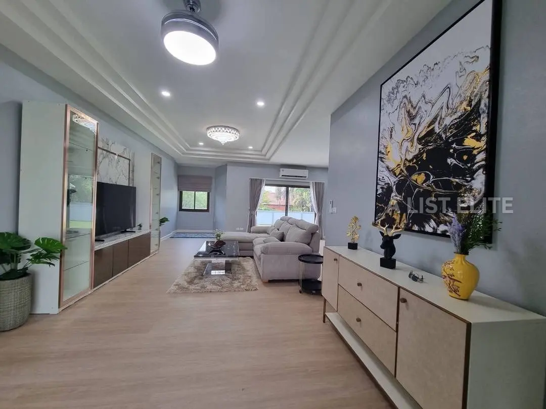 3 Bedroom 4 Bathroom Pool Villa in Bangsaray, Pattaya