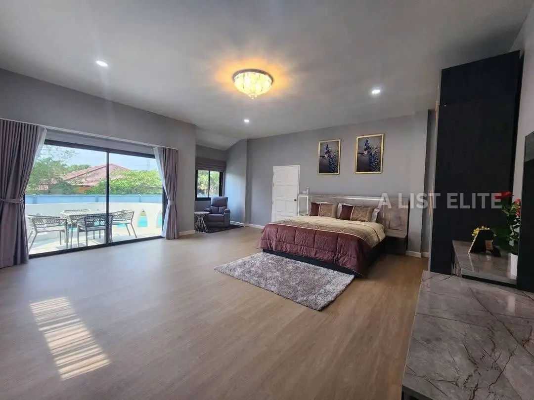 3 Bedroom 4 Bathroom Pool Villa in Bangsaray, Pattaya