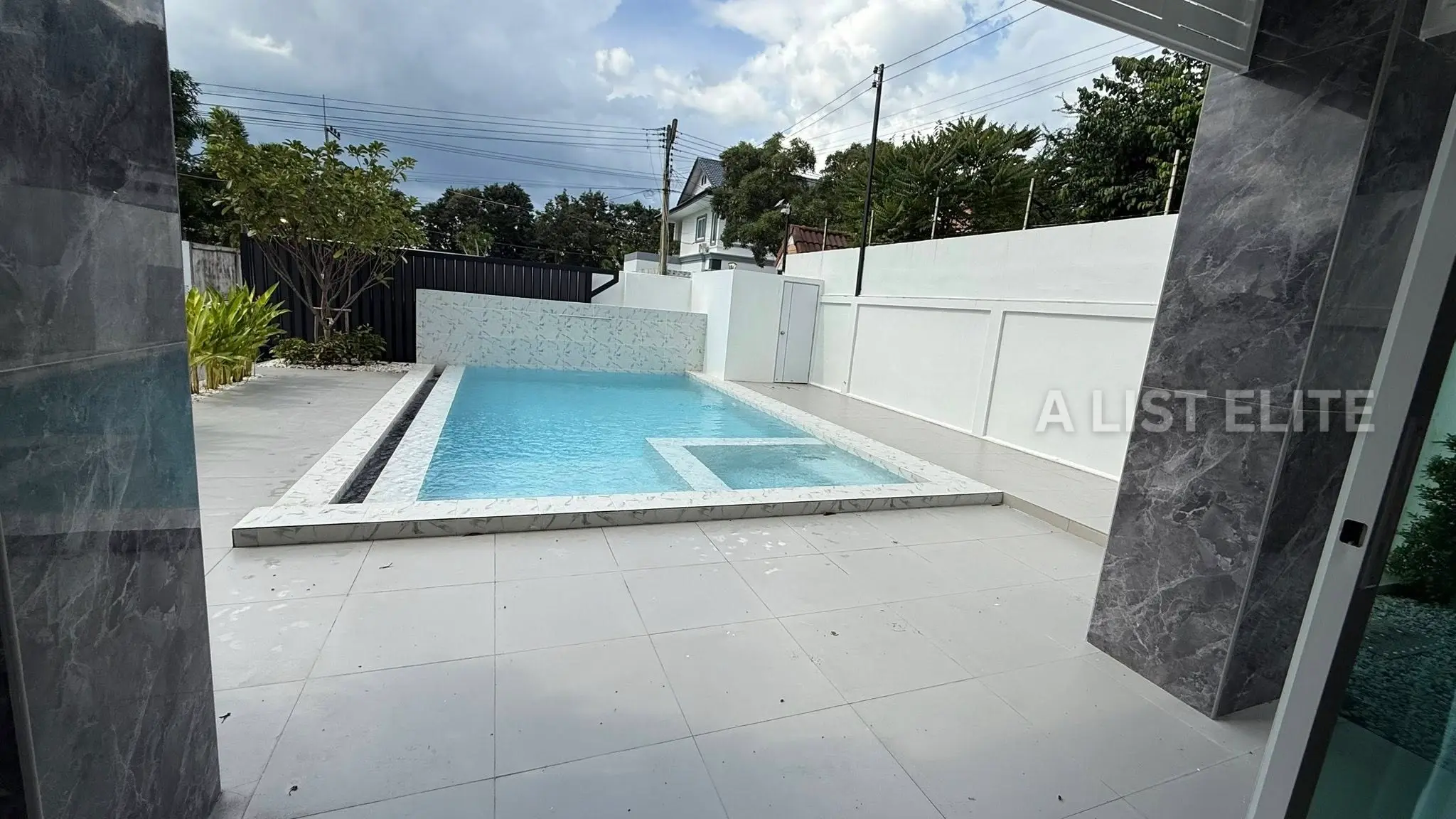 Hansa Paradise Hill, Pattaya