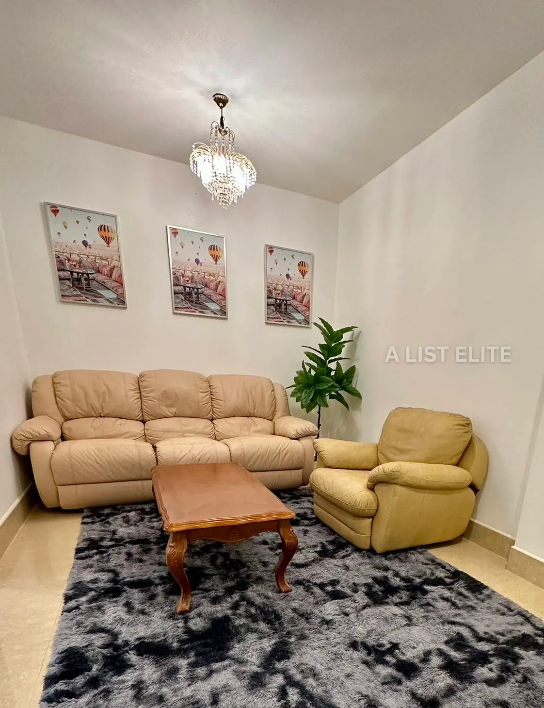 Spacious 5-Bedroom Pool Villa in Eakmongkol 2 Jomtien For Rent