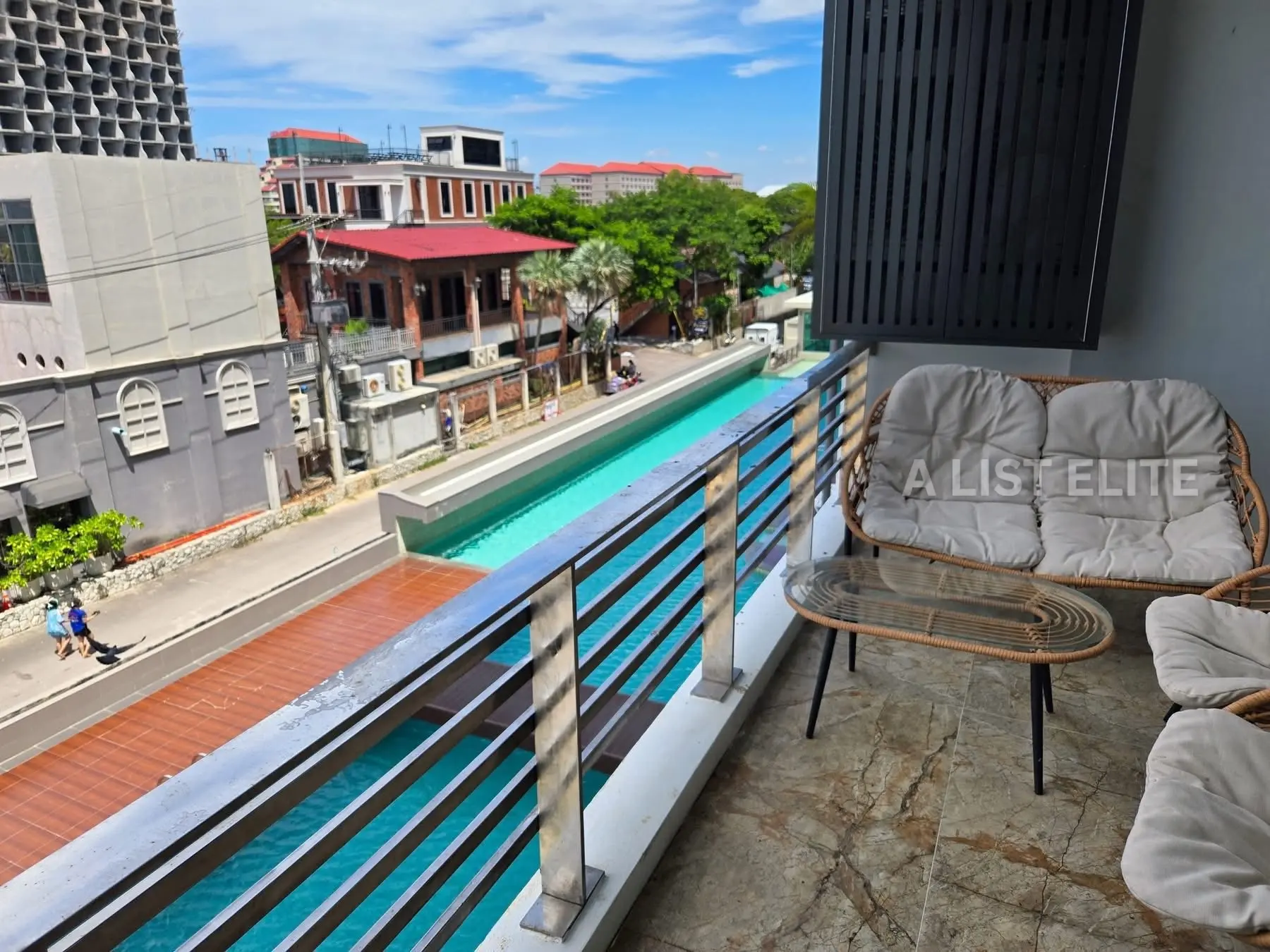 3 Bedroom 3 Bathroom Condominium in Musselana, Pattaya