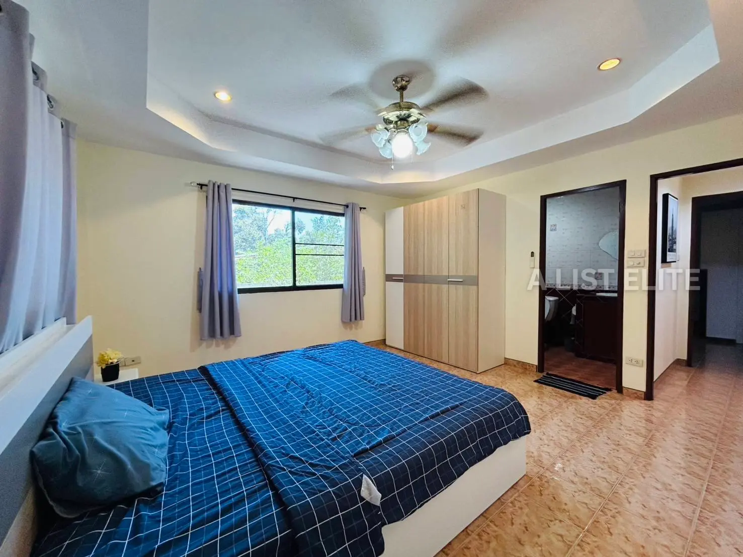 5 Bedroom 5 Bathroom Single-Storey House in Nong Ket Yai, Pattaya