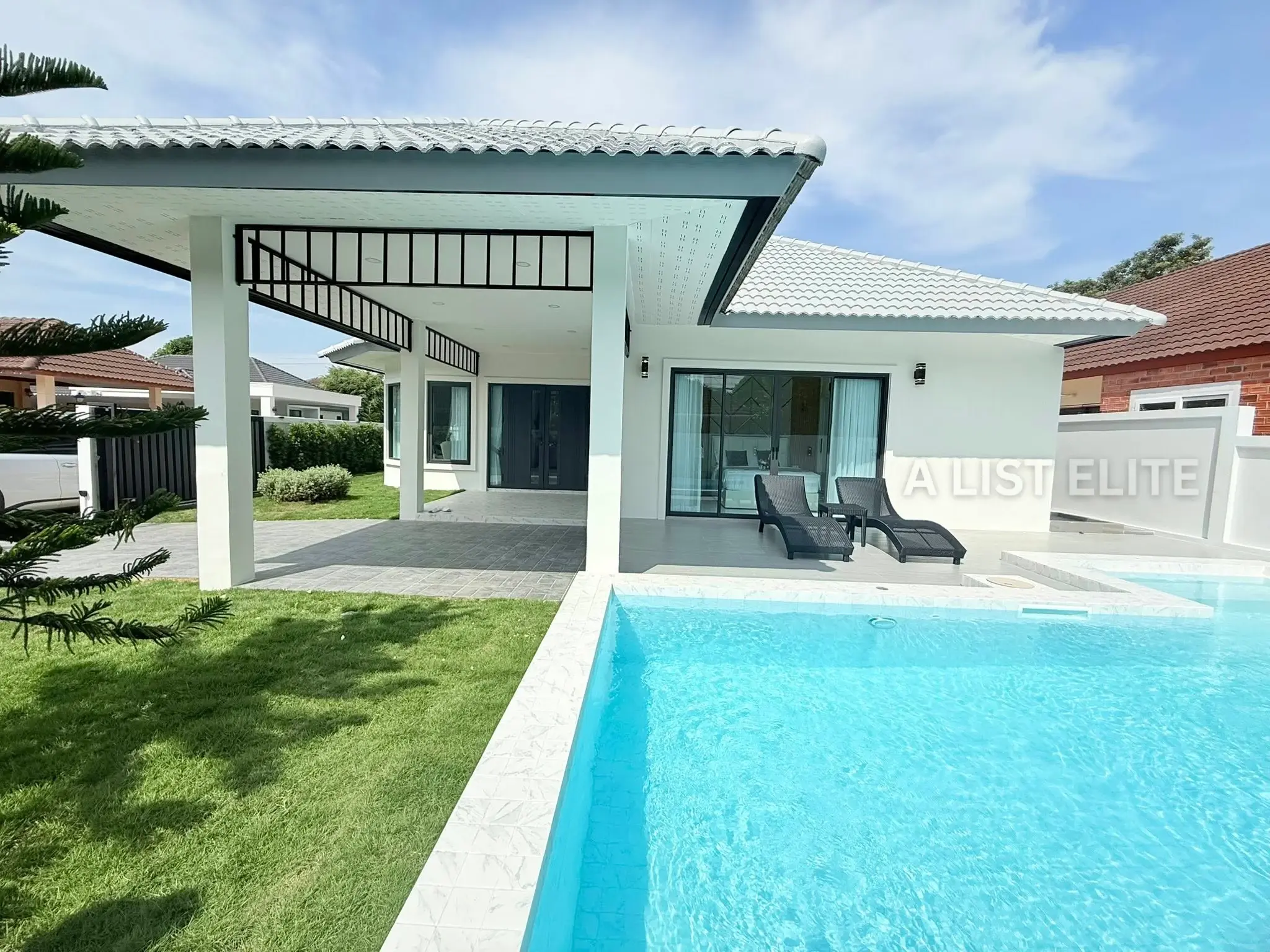 4 Bedroom 5 Bathroom Single-Storey House in Hillside Village, Pattaya