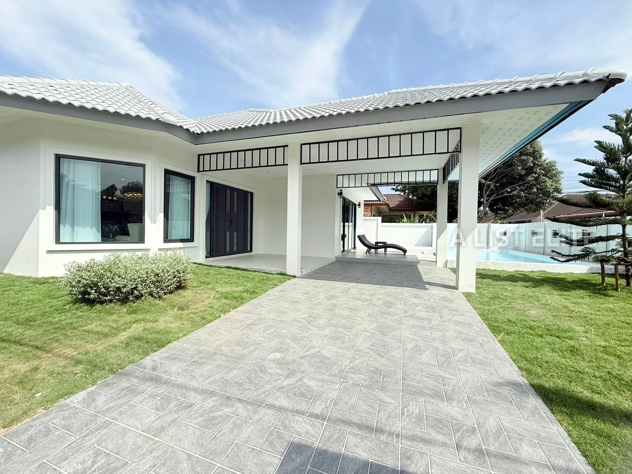 4 Bedroom 5 Bathroom Single-Storey House in Hillside Village, Pattaya