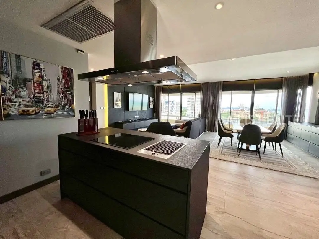 2 Bedroom 2 Bathroom Condo in CHOMTALAY Resort Pattaya