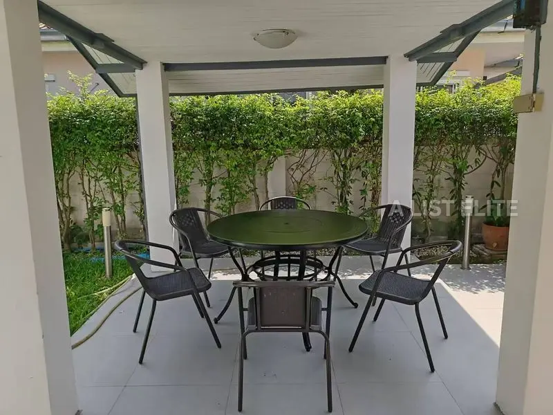 3 Bedroom 3 Bathroom Pool Villa in Pattaya