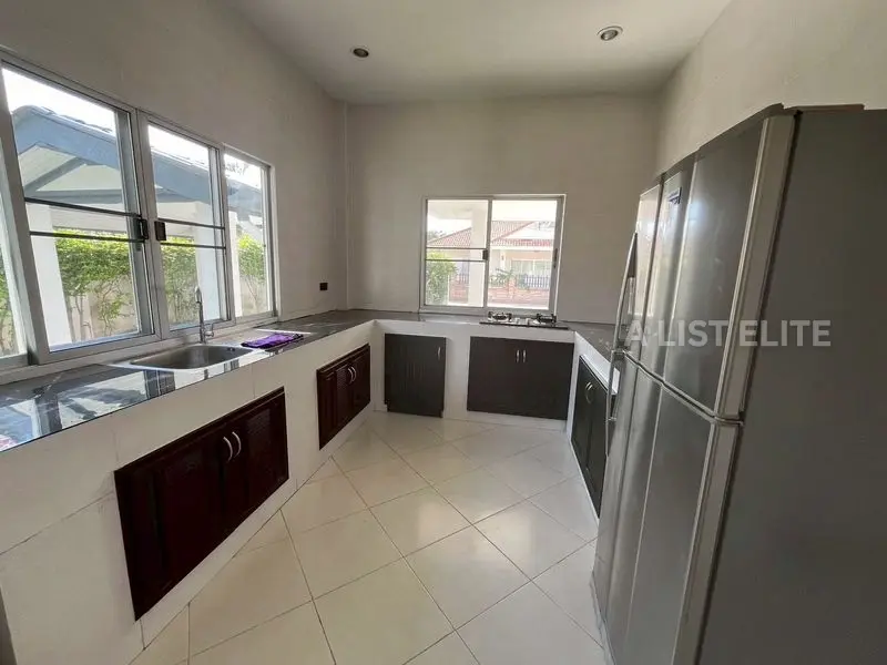 3 Bedroom 3 Bathroom Pool Villa in Pattaya