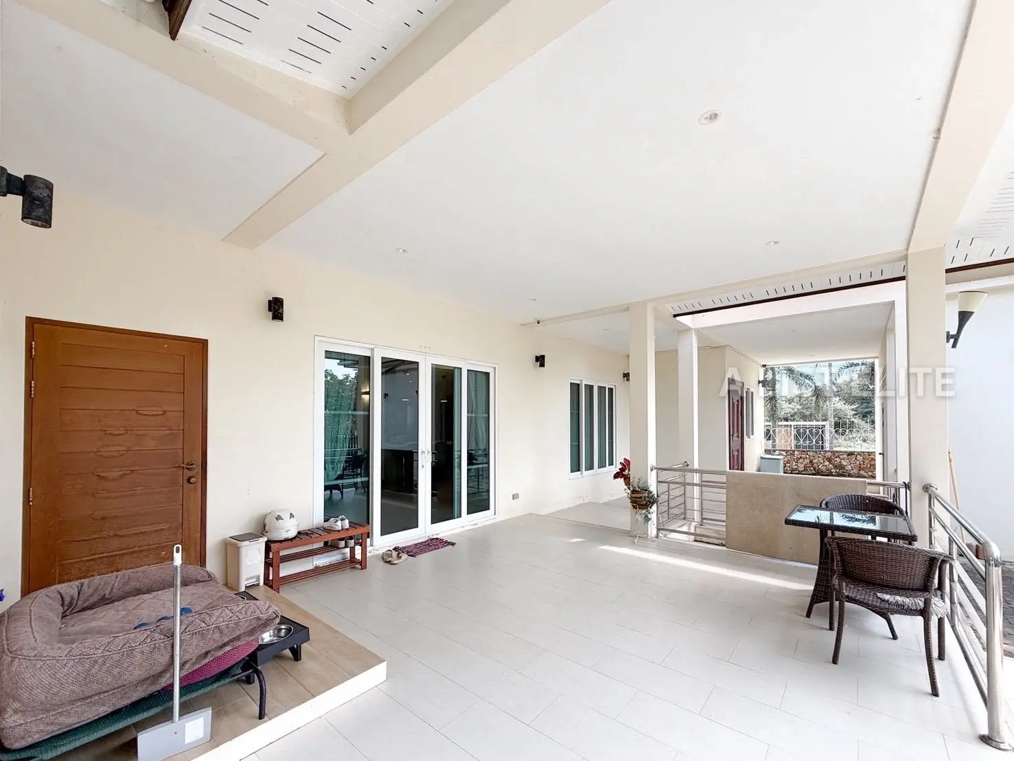 บ้านหรู 4 ห้องนอน 4 ห้องน้ำ บางเสร่ พัทยา