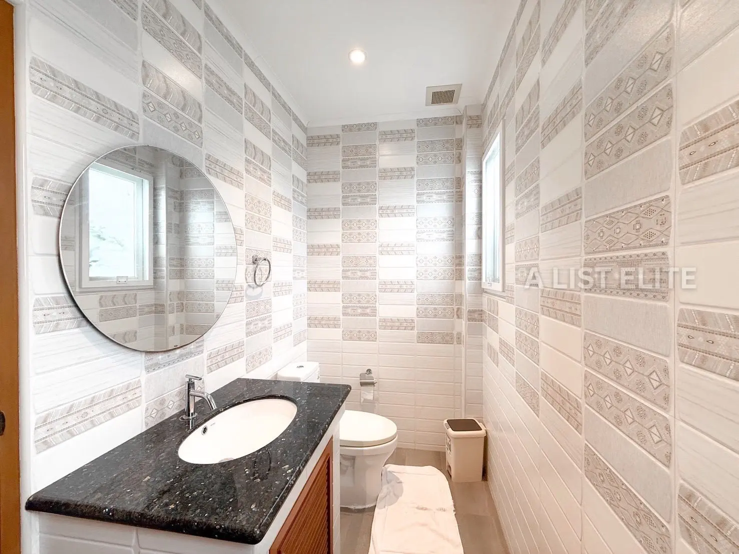 บ้านหรู 4 ห้องนอน 4 ห้องน้ำ บางเสร่ พัทยา